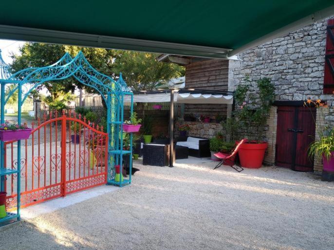 Belle Quercynoise Piscine Jacuzzi Partages Villa Septfonds Exterior photo