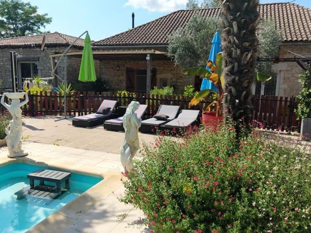 Belle Quercynoise Piscine Jacuzzi Partages Villa Septfonds Exterior photo